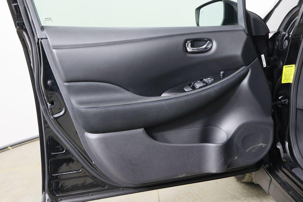 used 2022 Nissan Leaf car, priced at $13,800