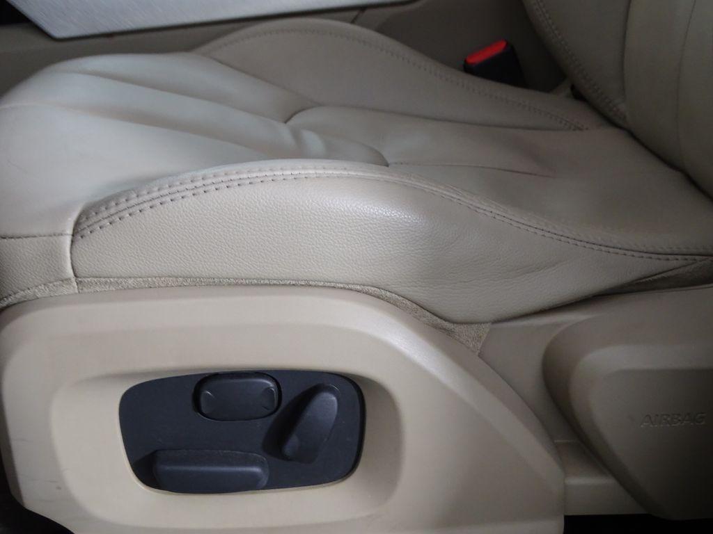 used 2013 Land Rover Range Rover Evoque car, priced at $9,999