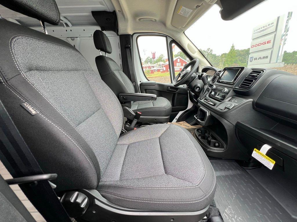 new 2025 Ram ProMaster 1500 car, priced at $45,516