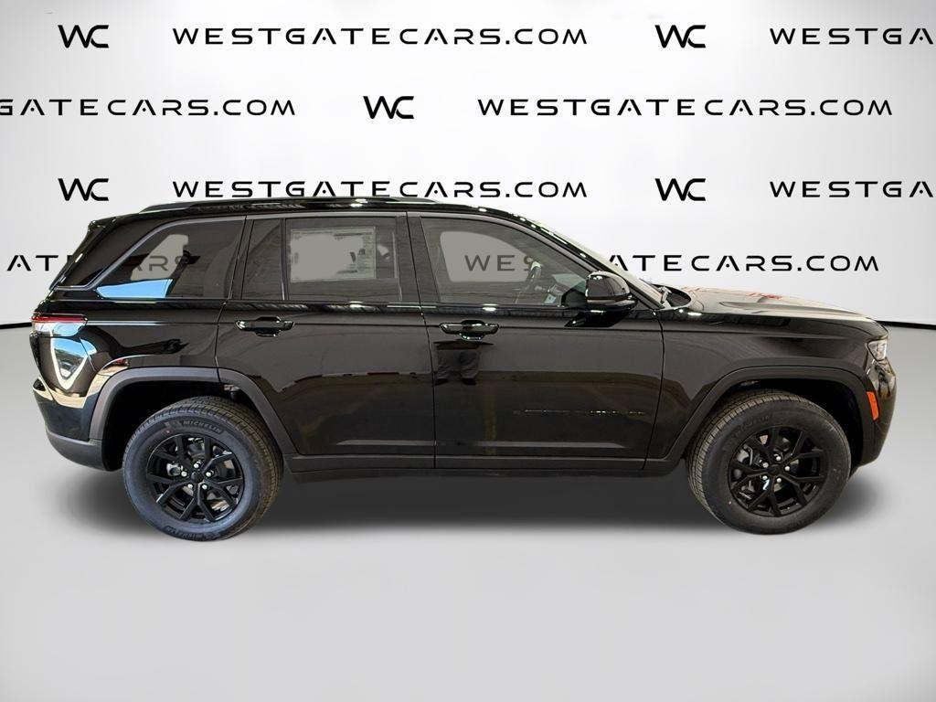 new 2026 Jeep Grand Cherokee car, priced at $44,600