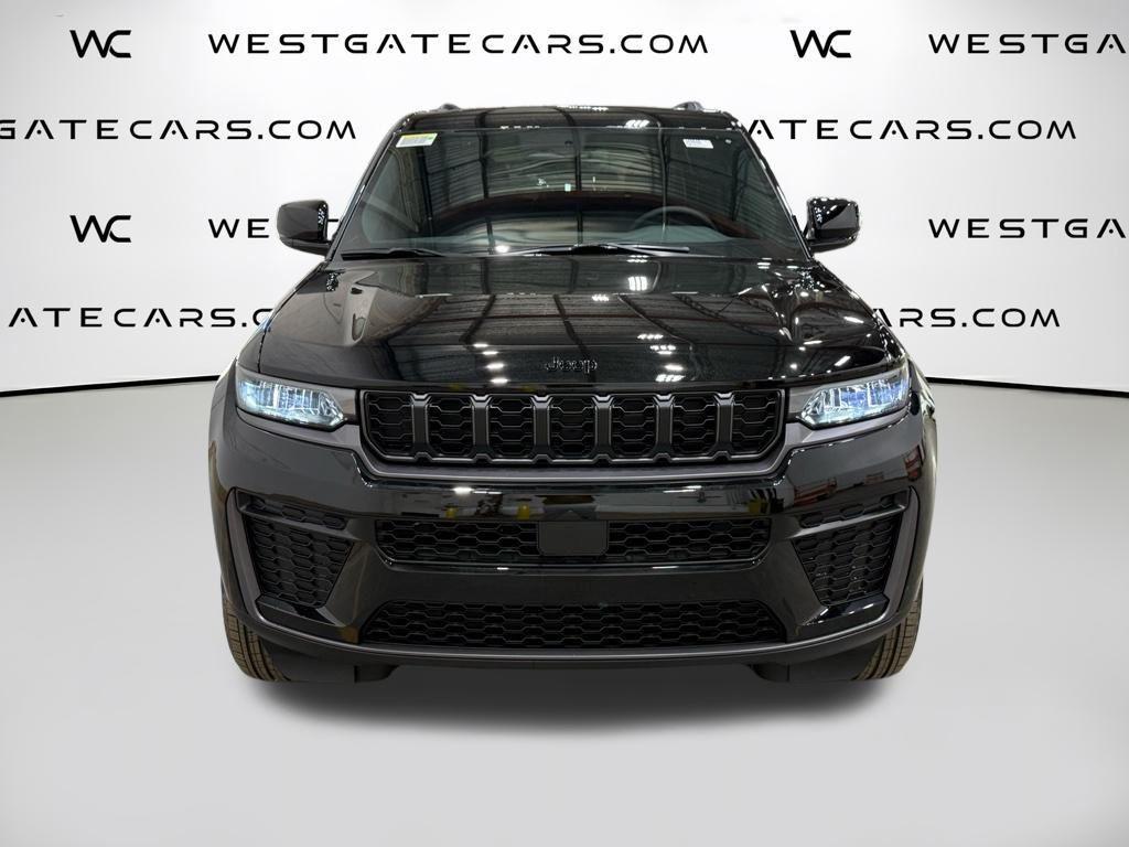 new 2026 Jeep Grand Cherokee car, priced at $44,600
