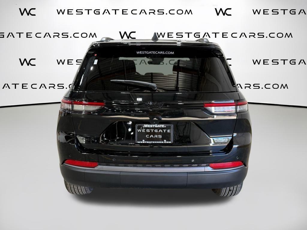 new 2026 Jeep Grand Cherokee car, priced at $44,600
