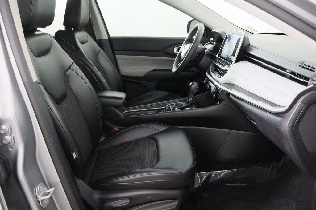 used 2022 Jeep Compass car, priced at $18,200