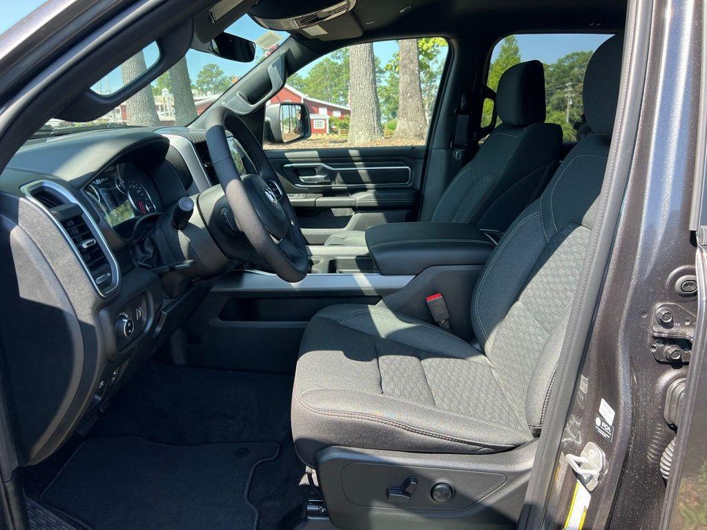 new 2025 Ram 1500 car, priced at $45,489