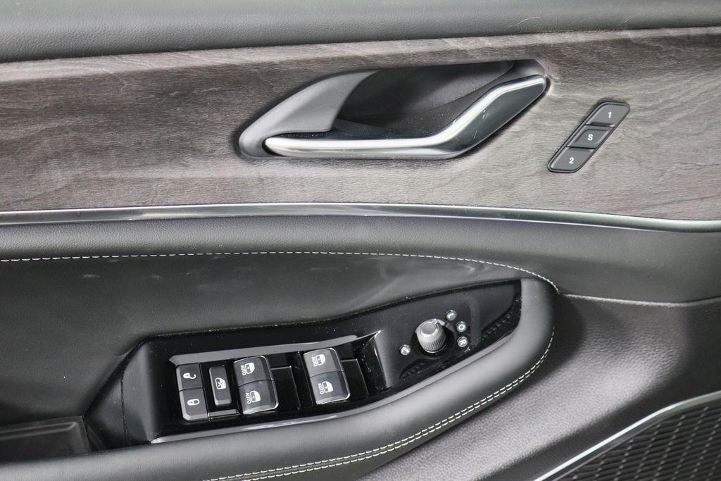 new 2024 Jeep Grand Cherokee car