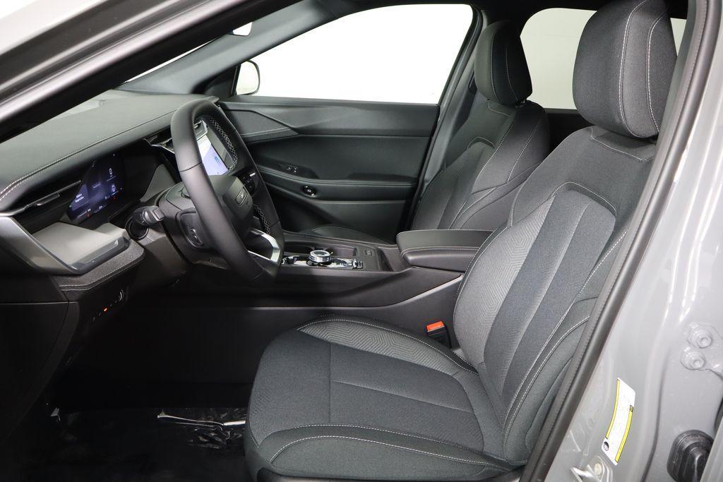 new 2026 Jeep Cherokee car, priced at $38,815