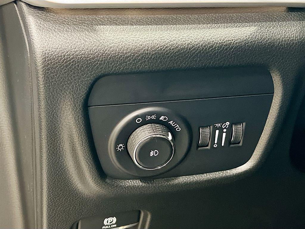 new 2025 Jeep Grand Cherokee L car, priced at $48,692