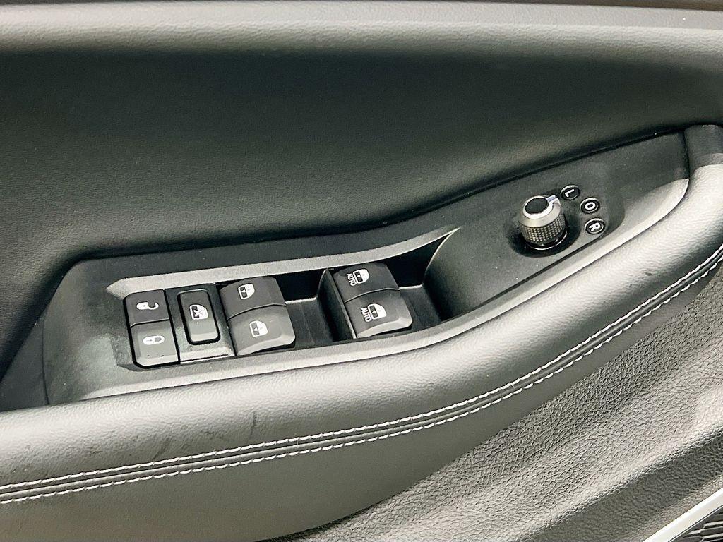 new 2025 Jeep Grand Cherokee L car, priced at $48,692