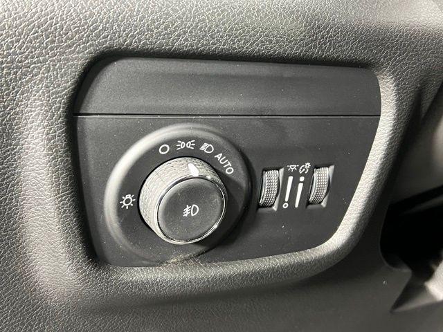 new 2026 Jeep Grand Cherokee L car, priced at $48,843