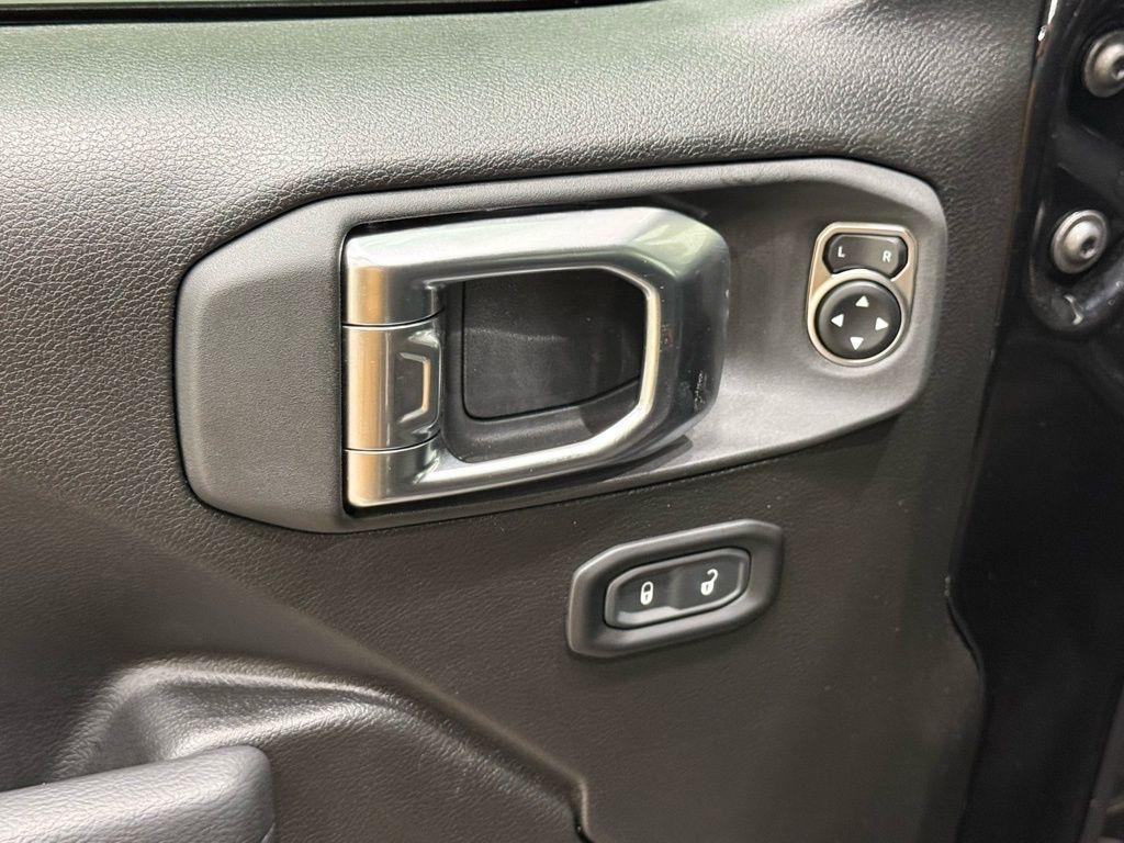 new 2026 Jeep Gladiator car, priced at $51,323