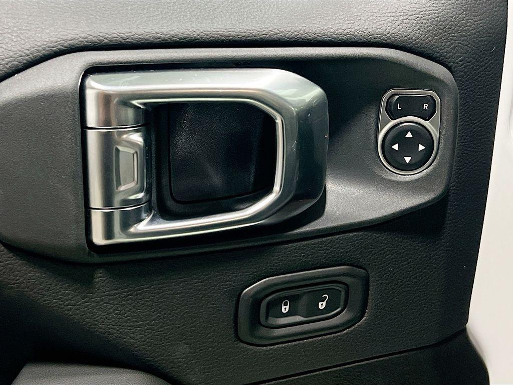 new 2026 Jeep Wrangler car, priced at $44,025