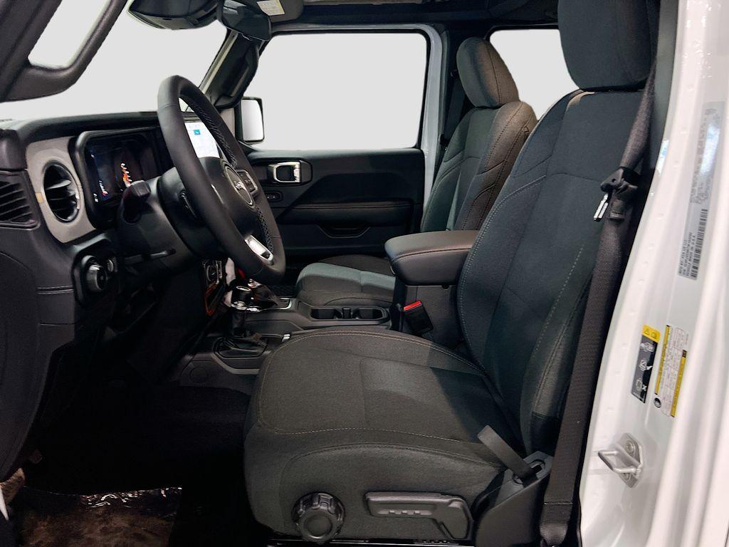 new 2026 Jeep Wrangler car, priced at $44,025