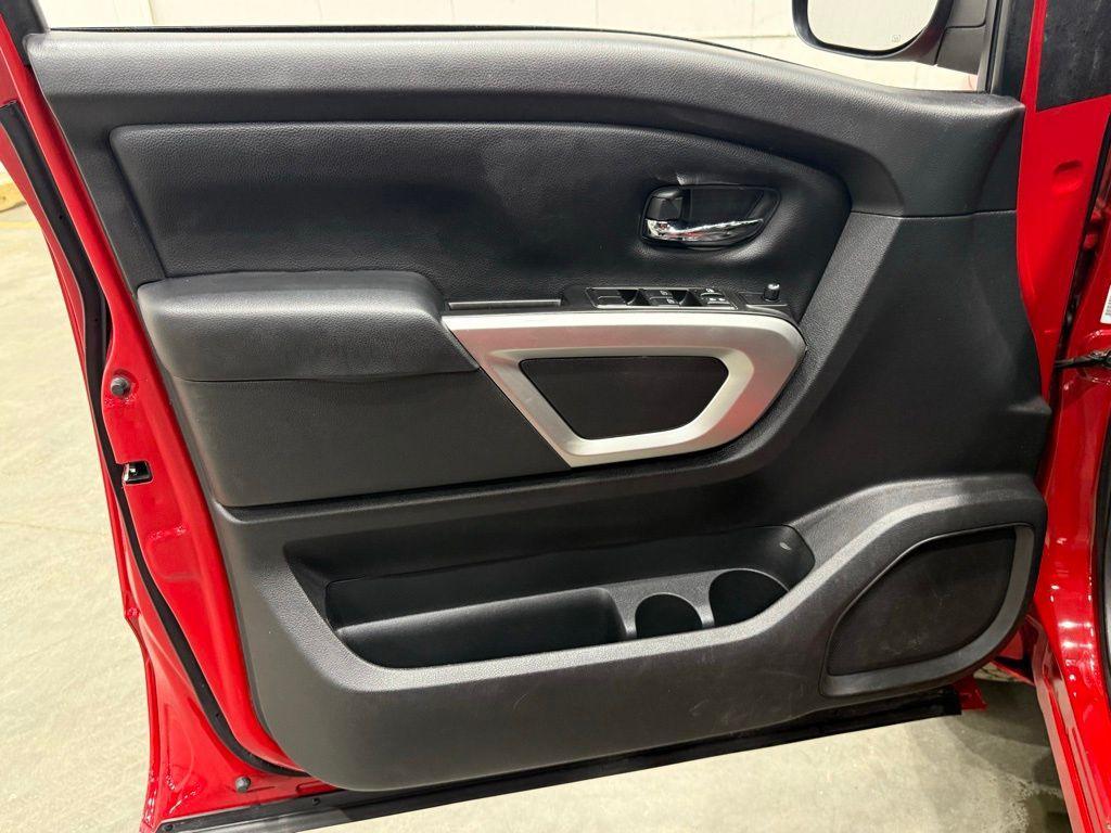 used 2023 Nissan Titan car, priced at $27,400
