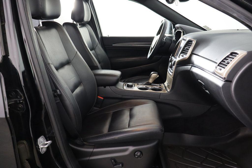 used 2017 Jeep Grand Cherokee car, priced at $12,993