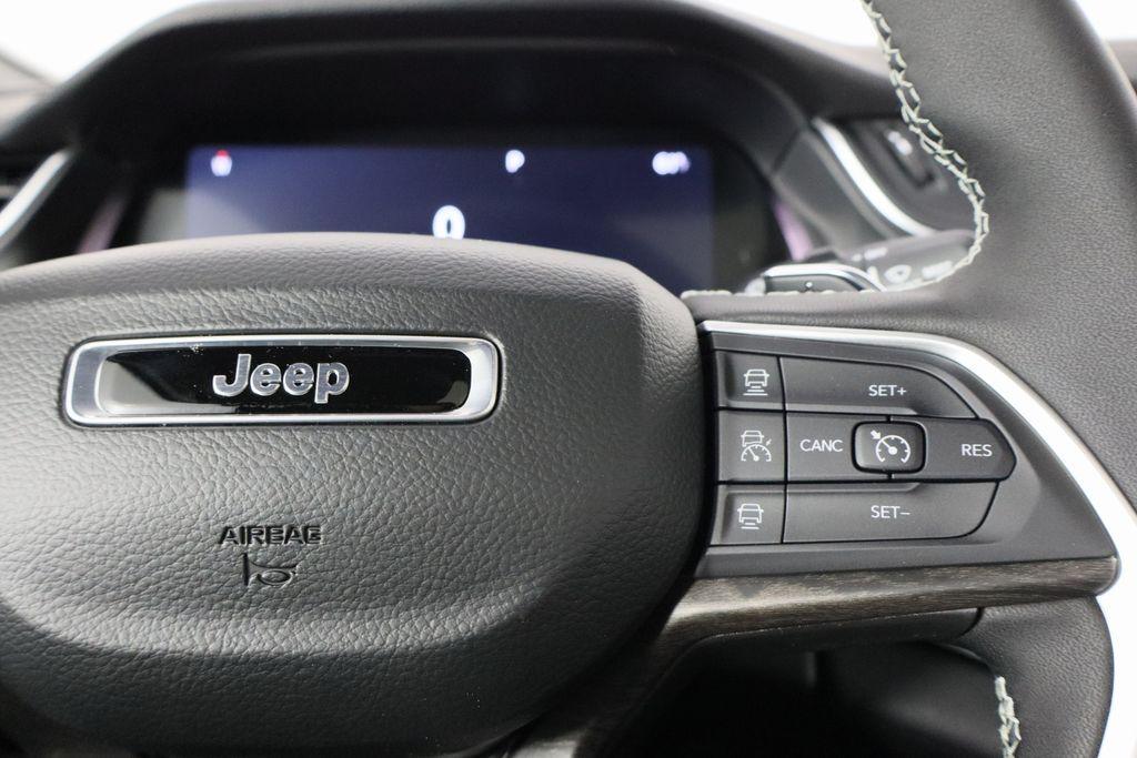 new 2025 Jeep Grand Cherokee L car, priced at $52,711