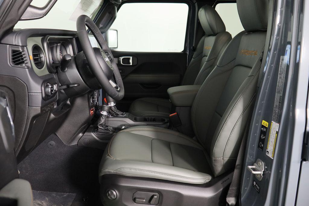 new 2026 Jeep Gladiator car, priced at $53,119