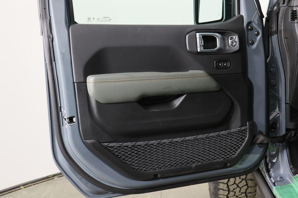 new 2026 Jeep Gladiator car, priced at $53,119