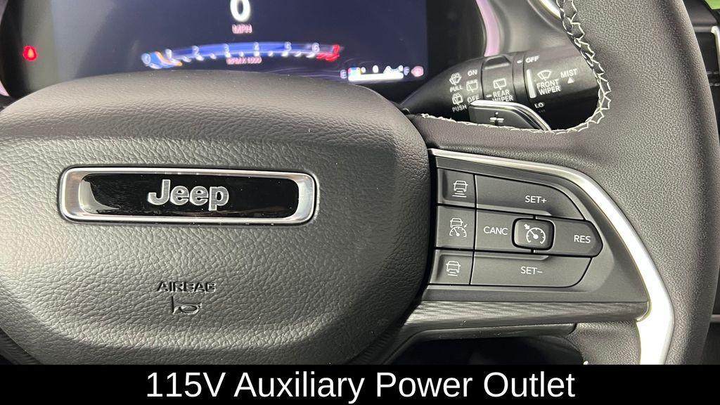 new 2025 Jeep Grand Cherokee car, priced at $32,605