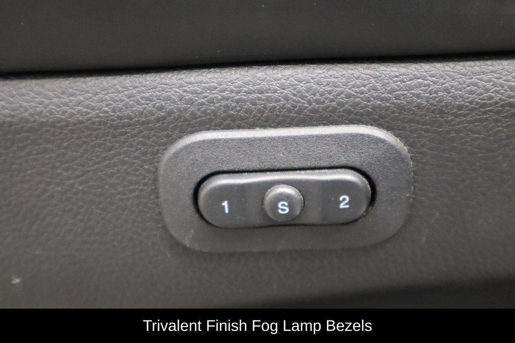 used 2015 Jeep Grand Cherokee car, priced at $13,700