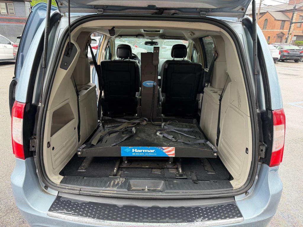 used 2016 Chrysler Town & Country car, priced at $13,995