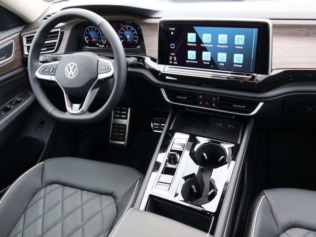 new 2026 Volkswagen Atlas car, priced at $56,216