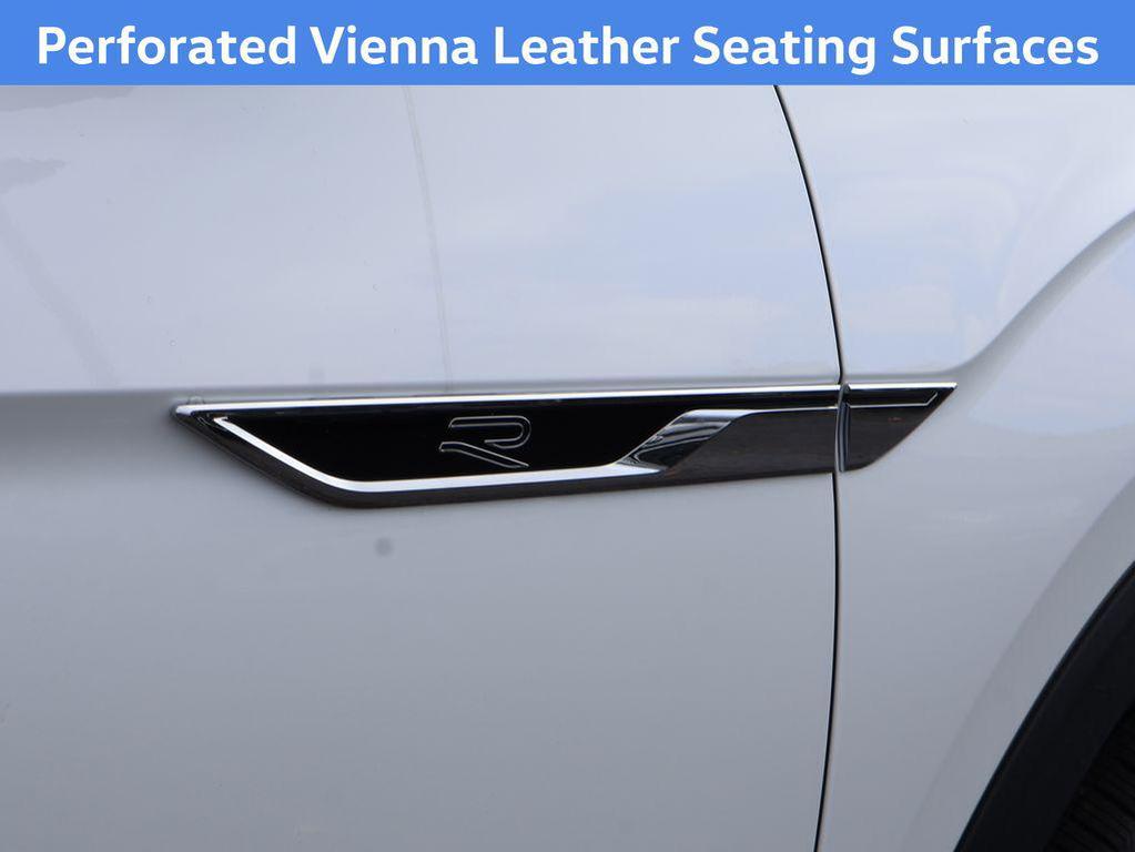 new 2026 Volkswagen Atlas car, priced at $56,216