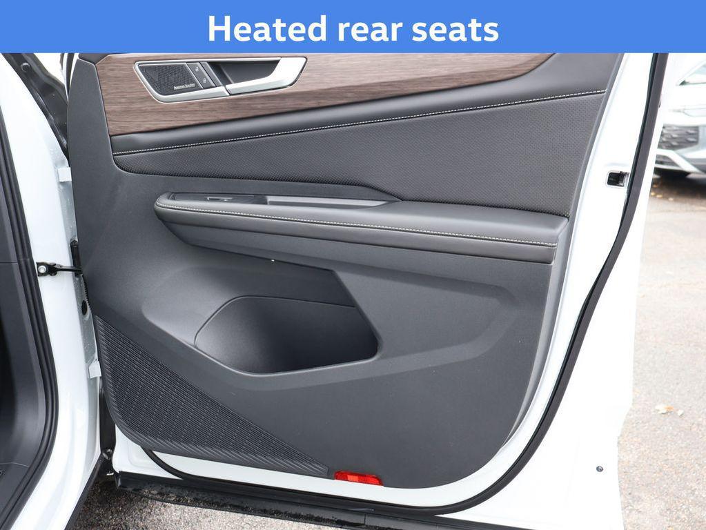 new 2026 Volkswagen Atlas car, priced at $56,216