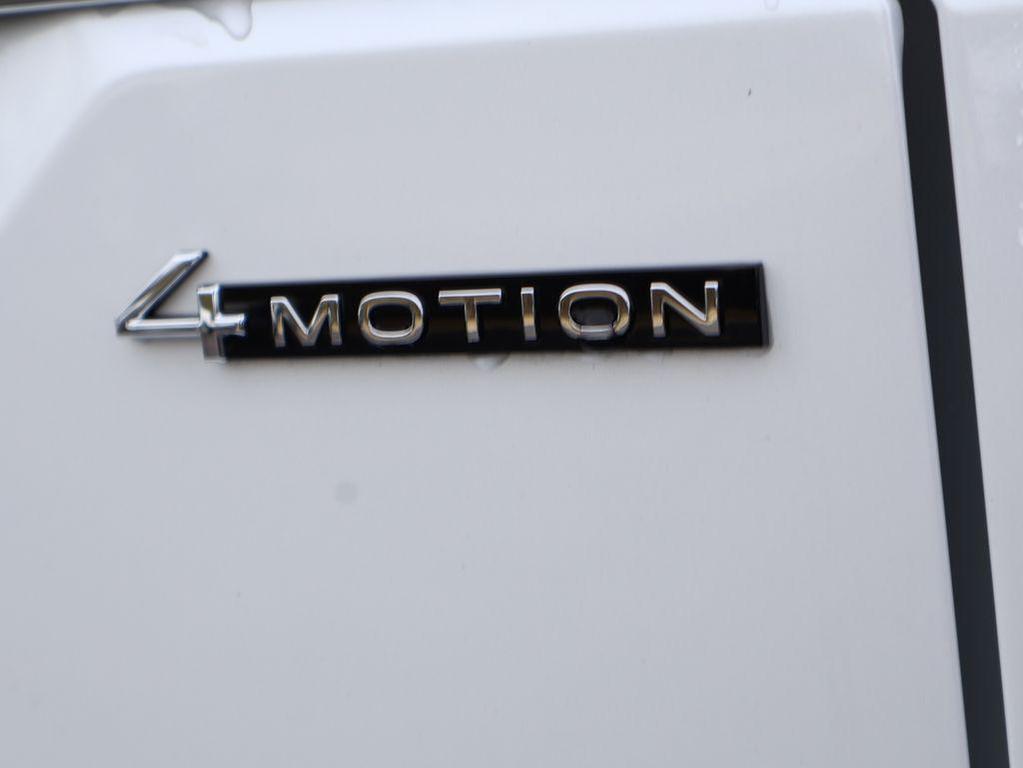 new 2026 Volkswagen Atlas car, priced at $56,216