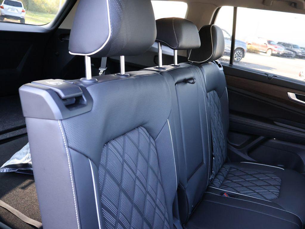 new 2026 Volkswagen Atlas car, priced at $55,618