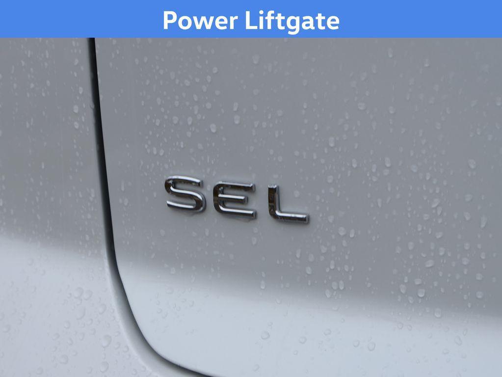 new 2026 Volkswagen Atlas Cross Sport car, priced at $54,906