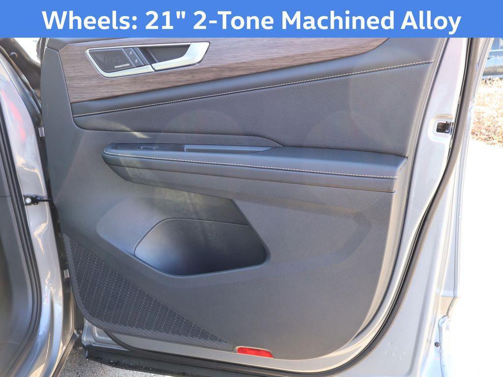 new 2026 Volkswagen Atlas car, priced at $55,181