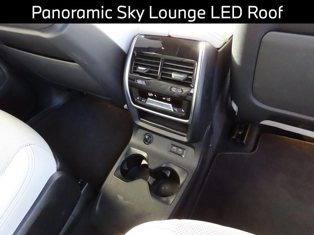 used 2023 BMW X7 car, priced at $70,222