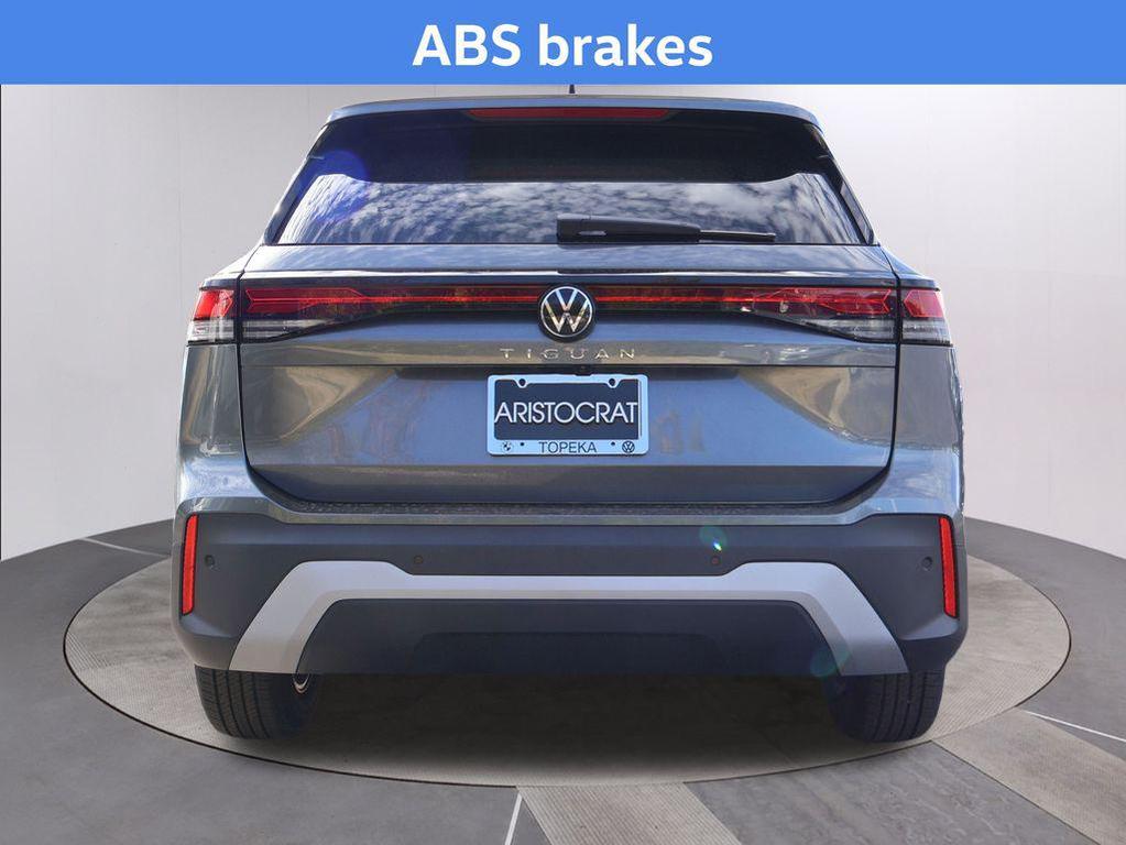 new 2026 Volkswagen Tiguan car, priced at $31,842