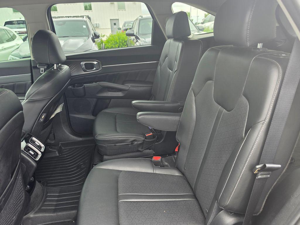 used 2022 Kia Sorento car