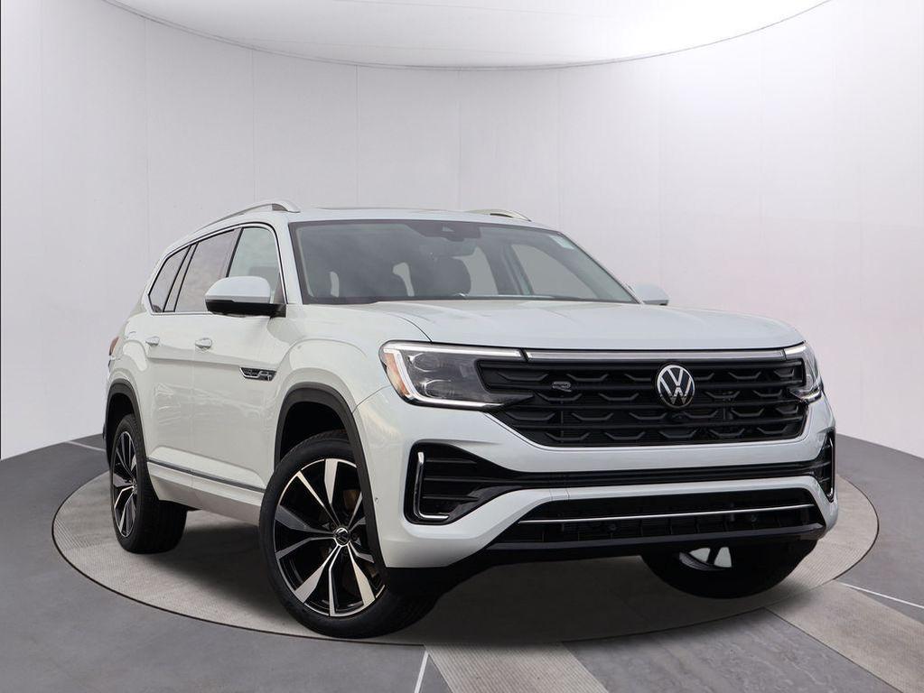 new 2026 Volkswagen Atlas car, priced at $55,618