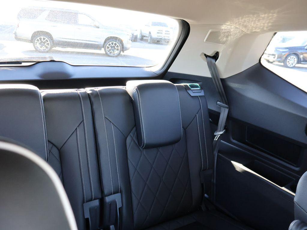 new 2026 Volkswagen Atlas car, priced at $55,833