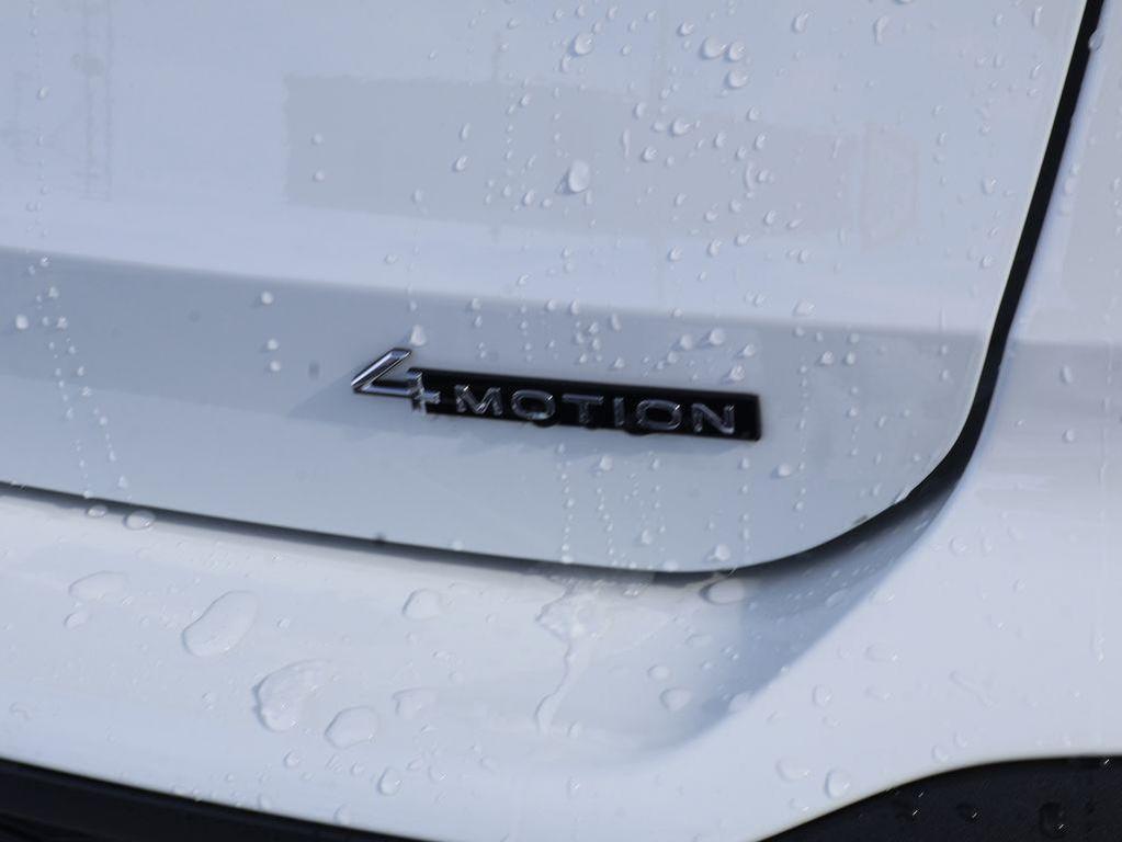 new 2026 Volkswagen Taos car, priced at $33,351