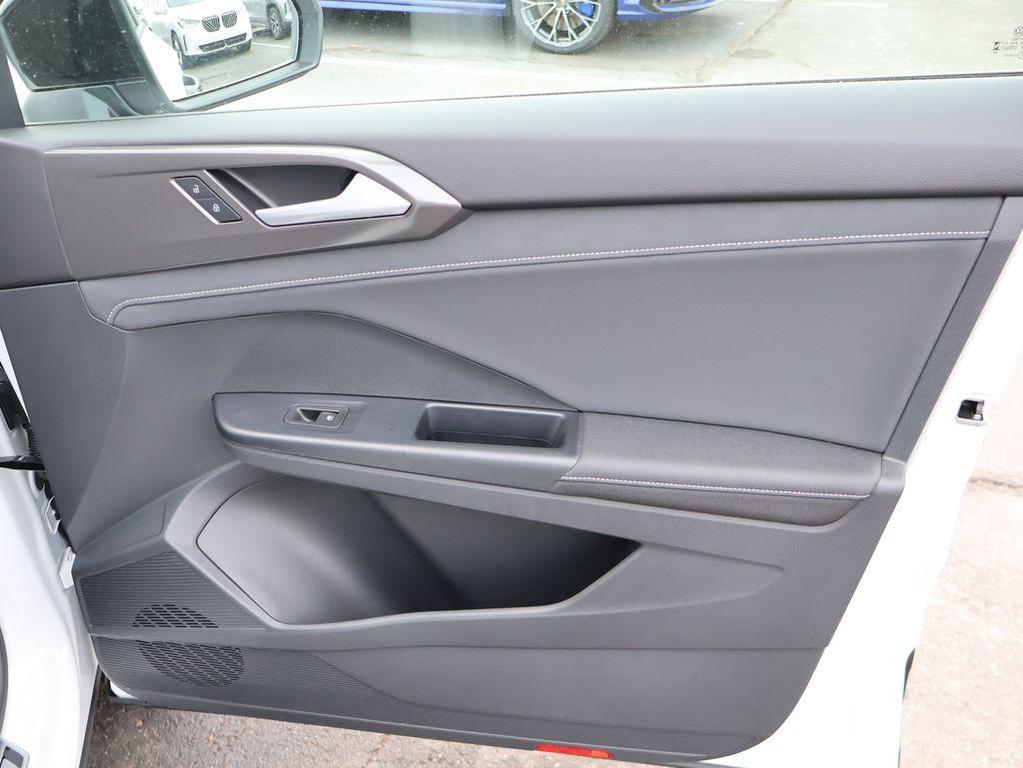 new 2026 Volkswagen Taos car, priced at $34,497