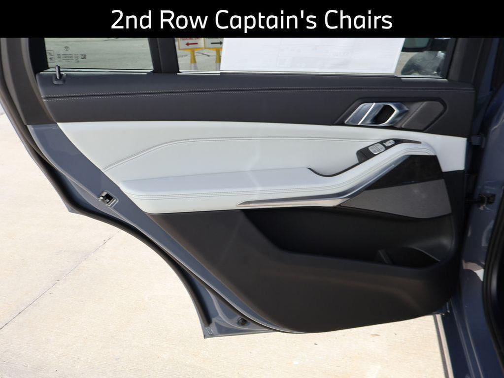 new 2026 BMW X7 car, priced at $95,475