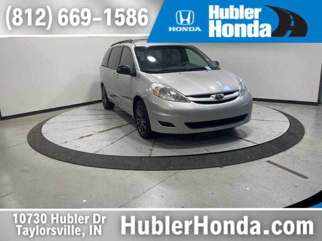 used 2007 Toyota Sienna car, priced at $5,573