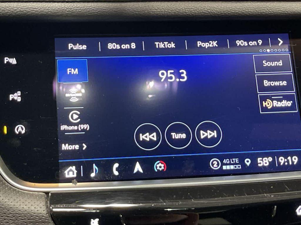 used 2022 Cadillac XT5 car, priced at $24,976