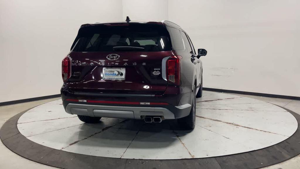used 2023 Hyundai Palisade car, priced at $35,600