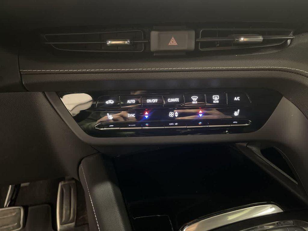 used 2022 Buick Envision car, priced at $25,248