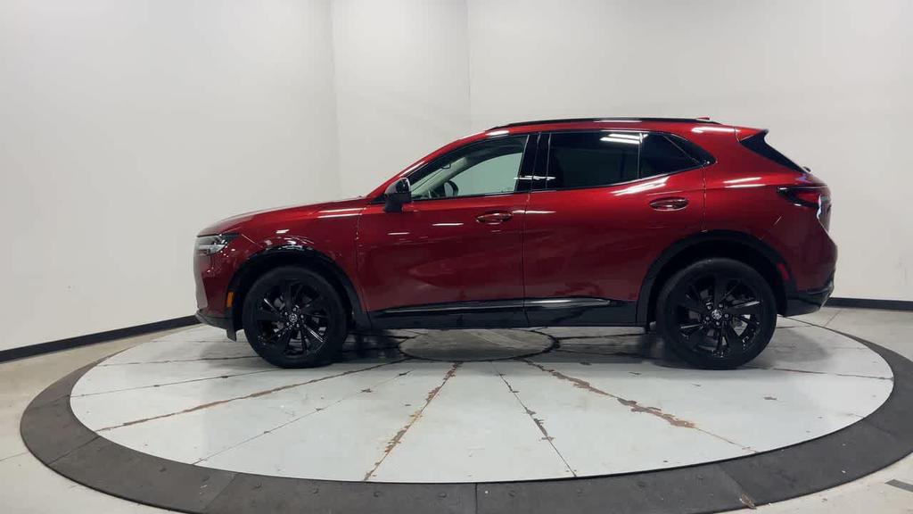 used 2022 Buick Envision car, priced at $25,248