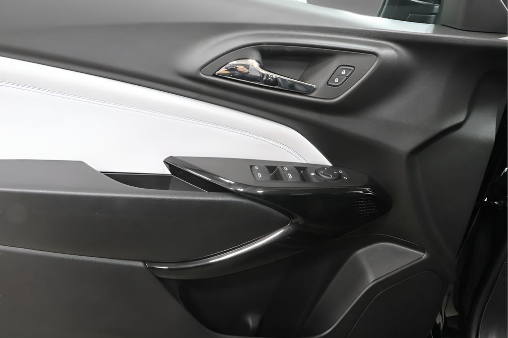 new 2026 Chevrolet Trax car, priced at $25,620