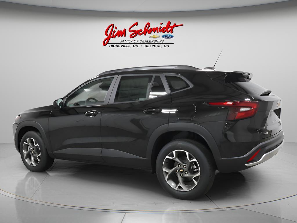 new 2026 Chevrolet Trax car, priced at $25,620