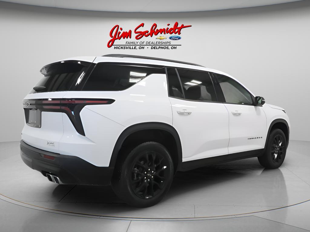 used 2025 Chevrolet Traverse car, priced at $39,090