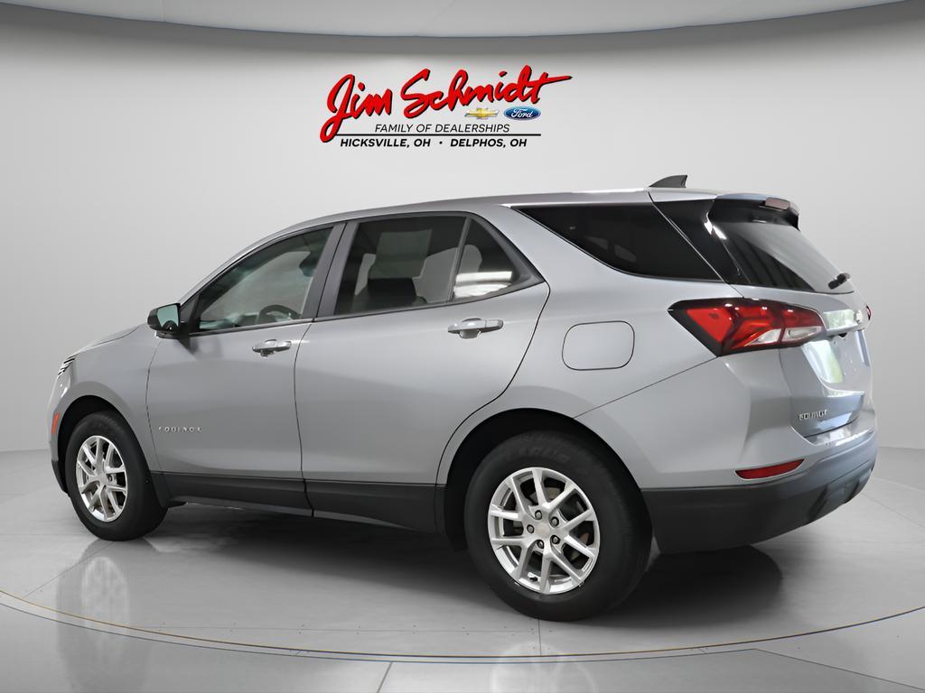 used 2024 Chevrolet Equinox car, priced at $19,390