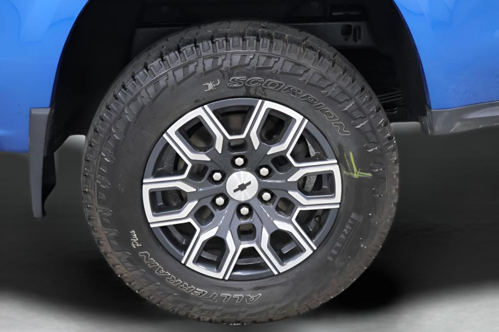 used 2023 Chevrolet Colorado car, priced at $35,894
