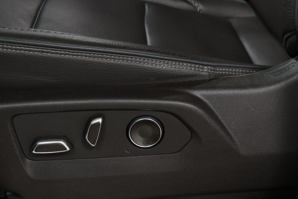 used 2023 GMC Yukon car, priced at $58,200